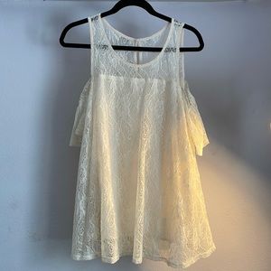 NWT Cream entro lace top
